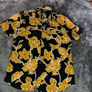 Dressy button down printed shirt